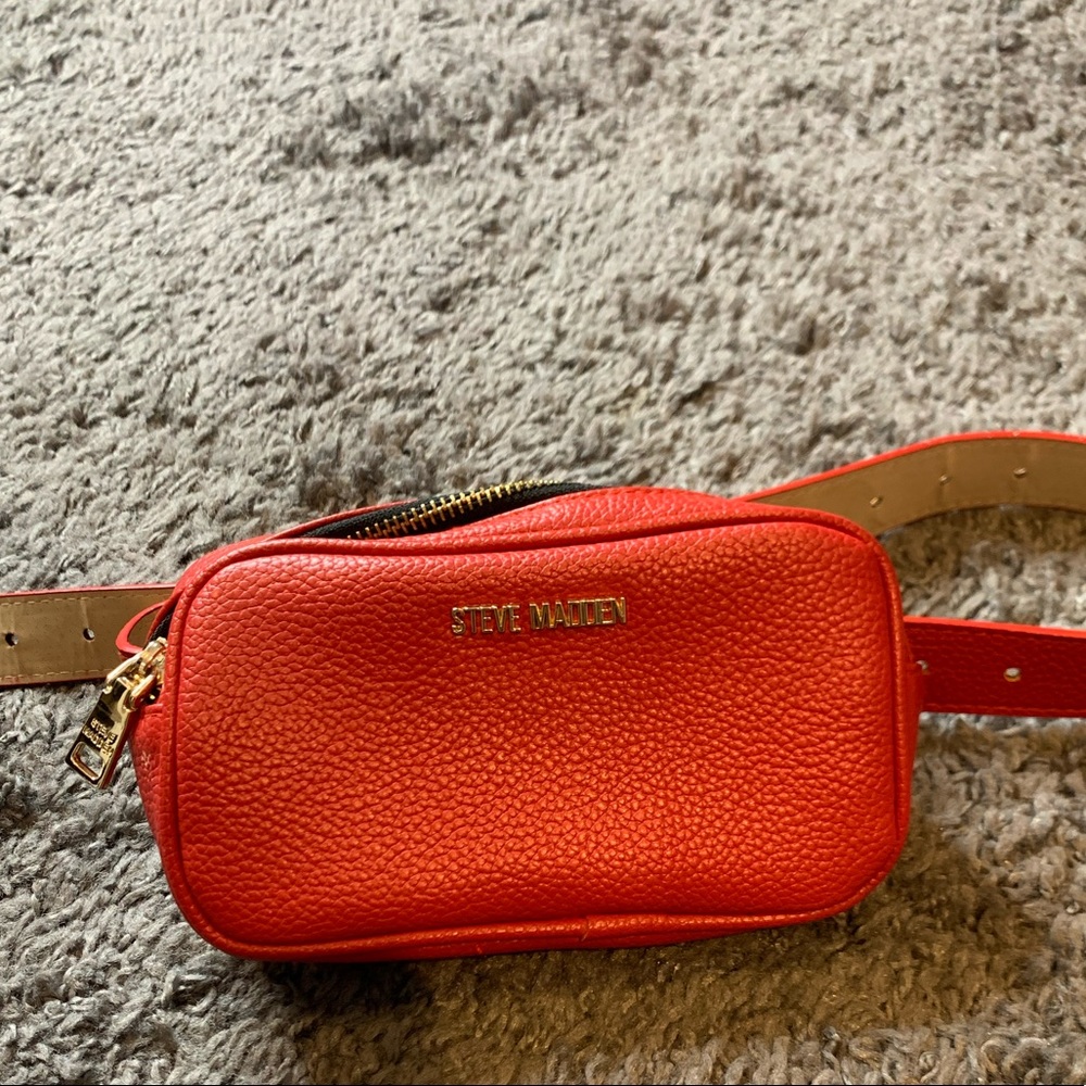 Steve Madden Fanny pack